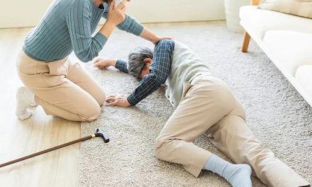 老年人如何防跌倒